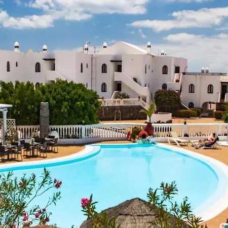 Apto. Vacacional “el Balcón De 4 Lunas” * Costa Teguise