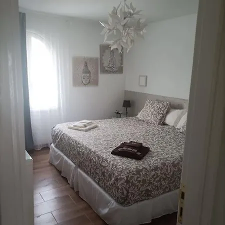 Apartamento Apto. Vacacional “el Balcón De 4 Lunas” *